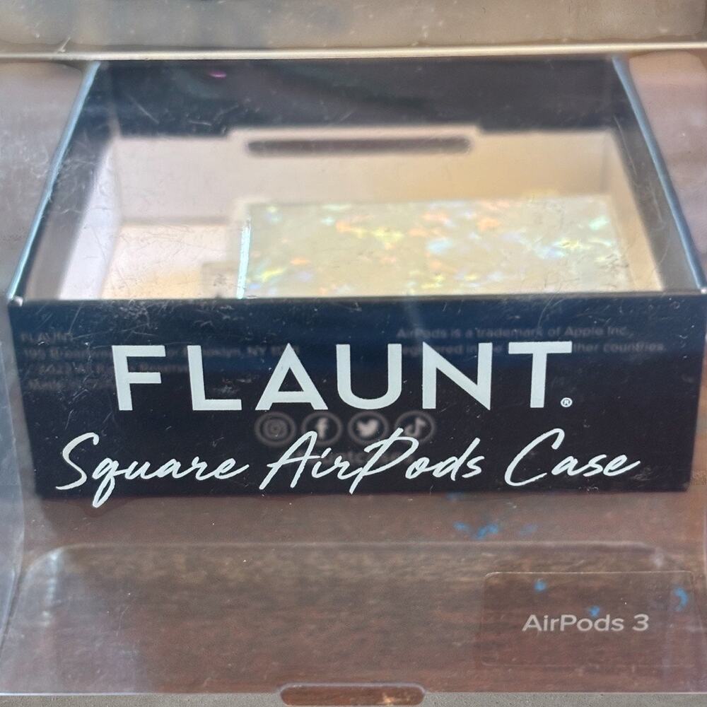 Flaunt SQUARE Mother of Pearl AirPods 3rd Generation Case NEW - Picture 6 of 6